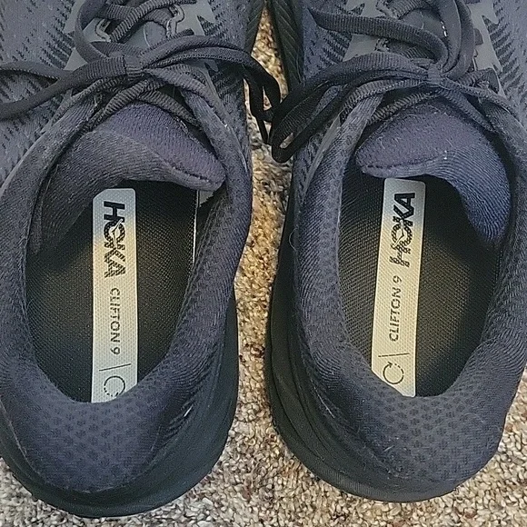 Hoka Clifton 9 Black Athletic Shoes - Picture 5 of 7